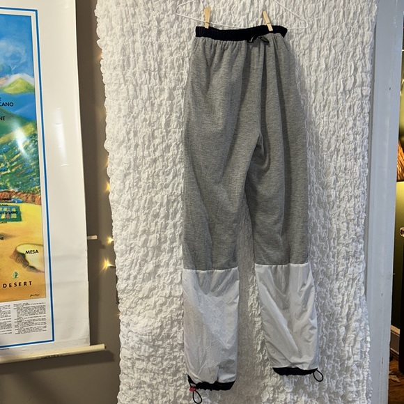 Vintage Head Wind Suit, Fully Lined, Hooded, Pockets, Size: Medium - Picture 13 of 16